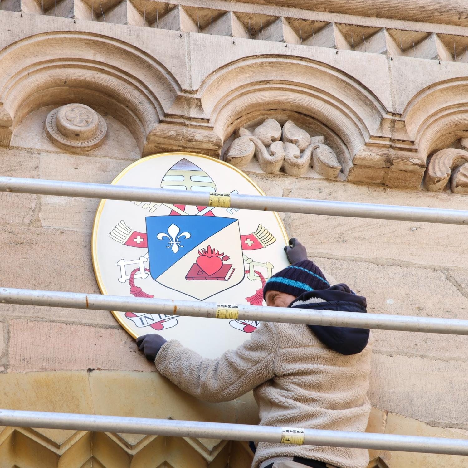 Papstwappen Dom
